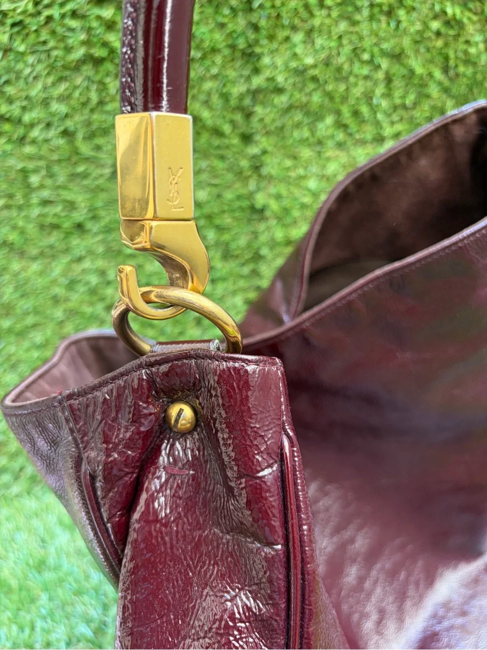 Yves Saint Laurent Patent Roady Hobo